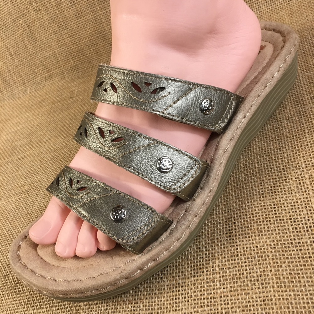 Earth Women sandal size 8.5